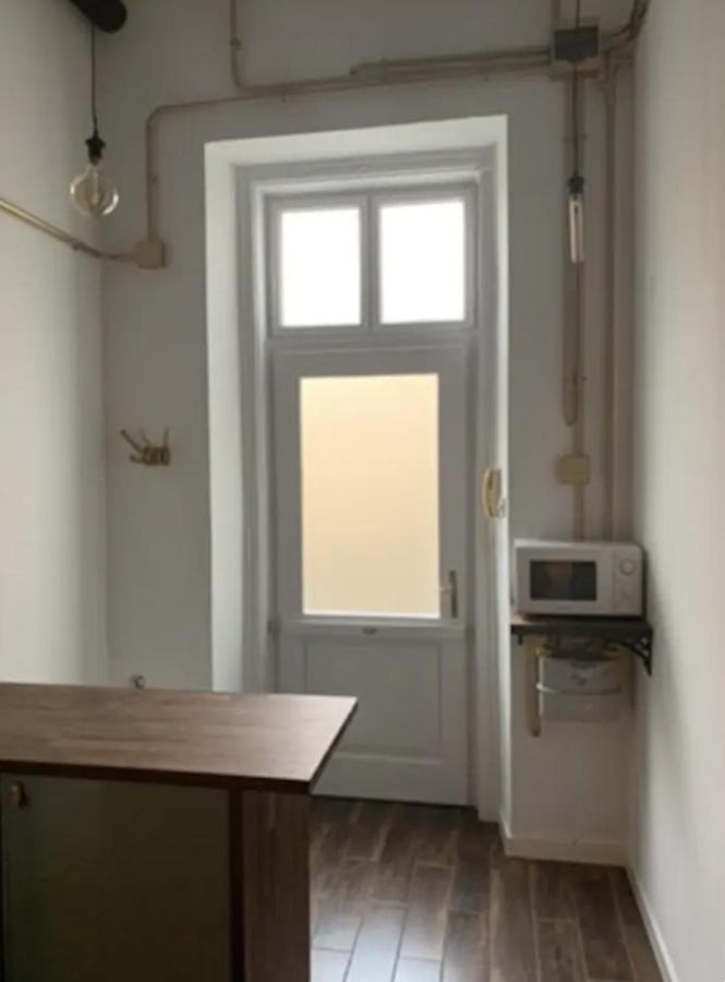 Award Winning Luxury Studio In The Heart Of Budapest In Historical Building ภายนอก รูปภาพ